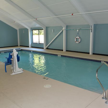 Holiday Inn Express & Suites Waterville - North By Ihg Экстерьер фото