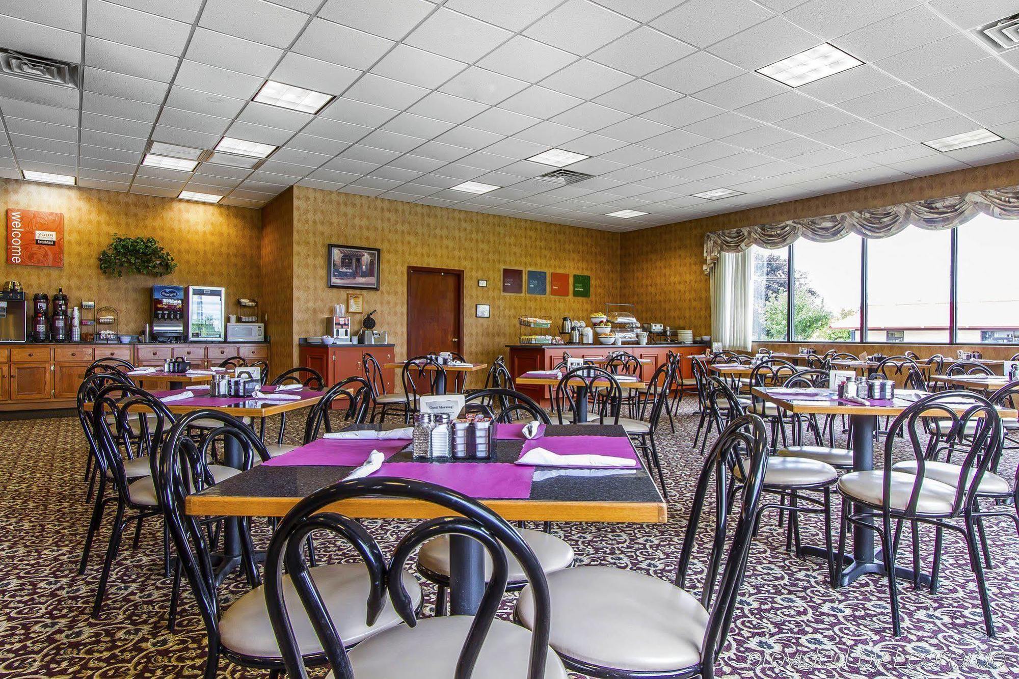 Holiday Inn Express & Suites Waterville - North By Ihg Экстерьер фото